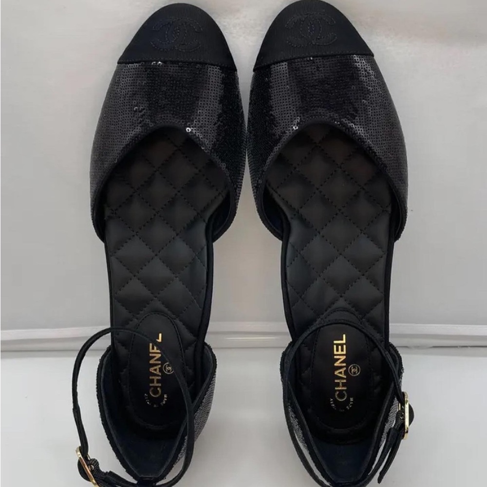Chanel 20S Black Sequin CC Logo Mary Jane Ankle Strap  Sz: 6,8.5
